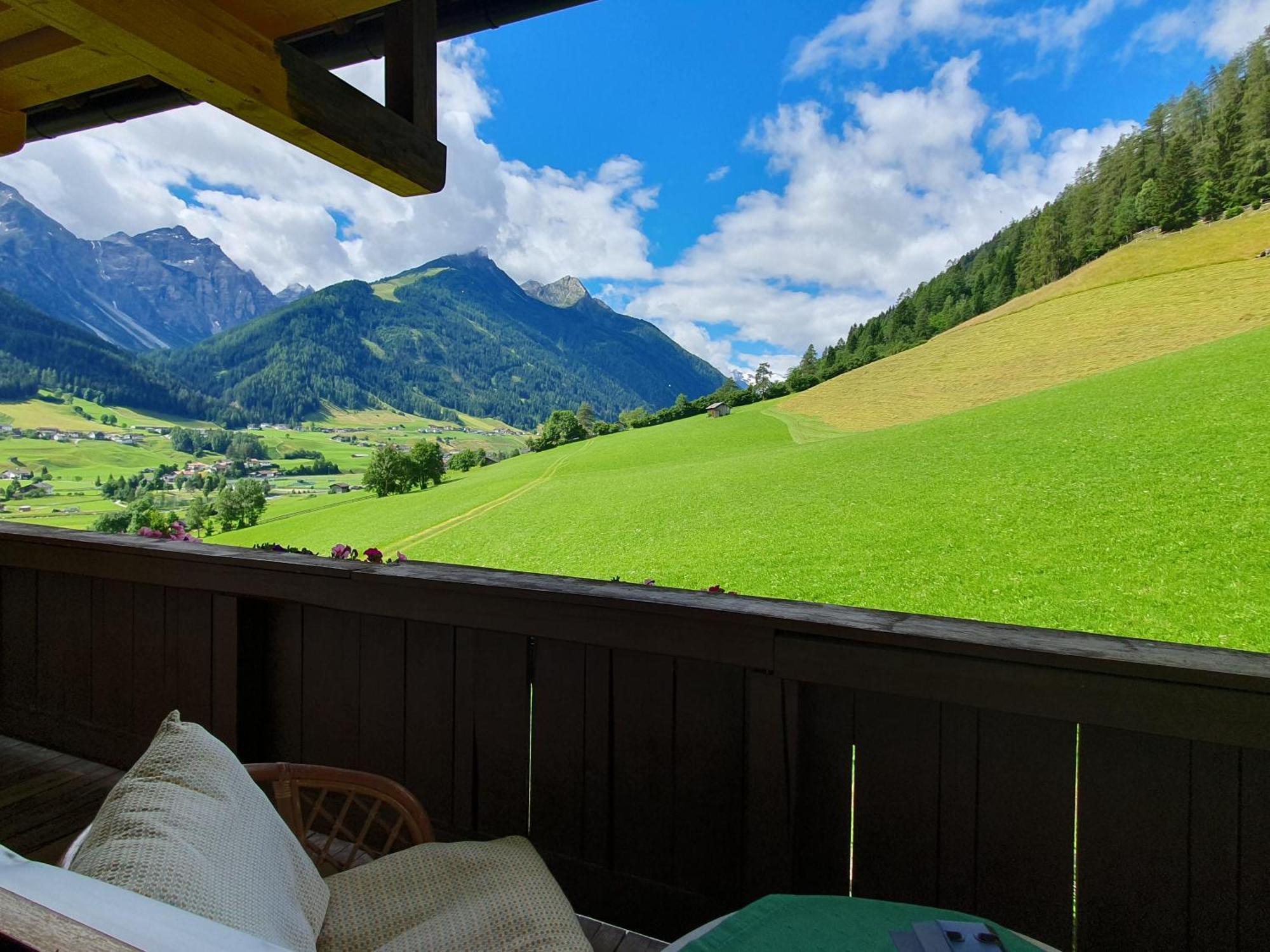 Omesbergerhof Villa Нойщифт им Щубайтал Екстериор снимка